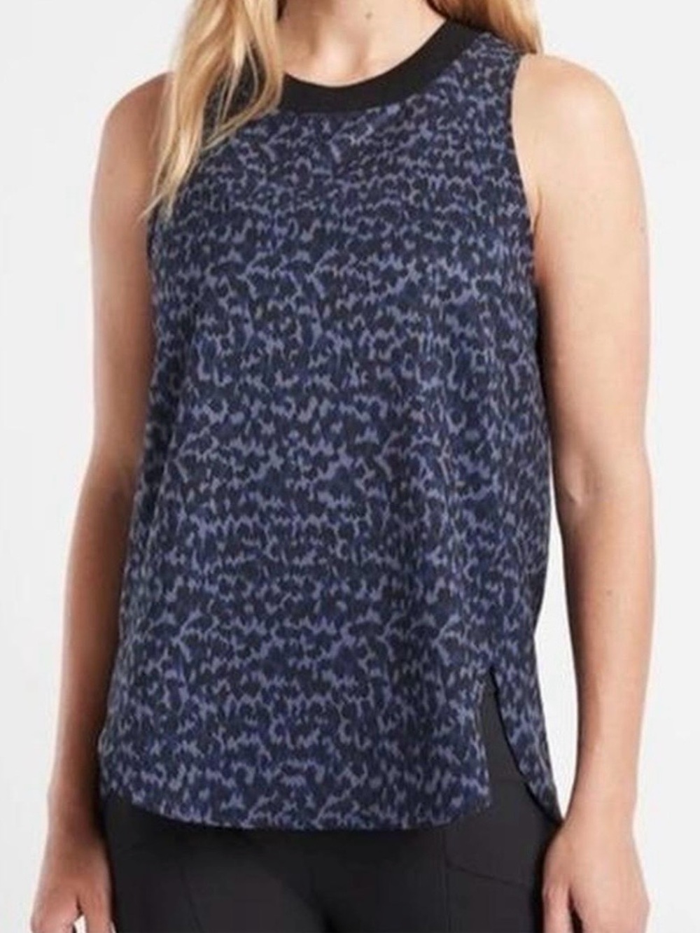 Athleta Zephyr Print Tank Top in Blue/Black Abstract Leopard Print sz Large